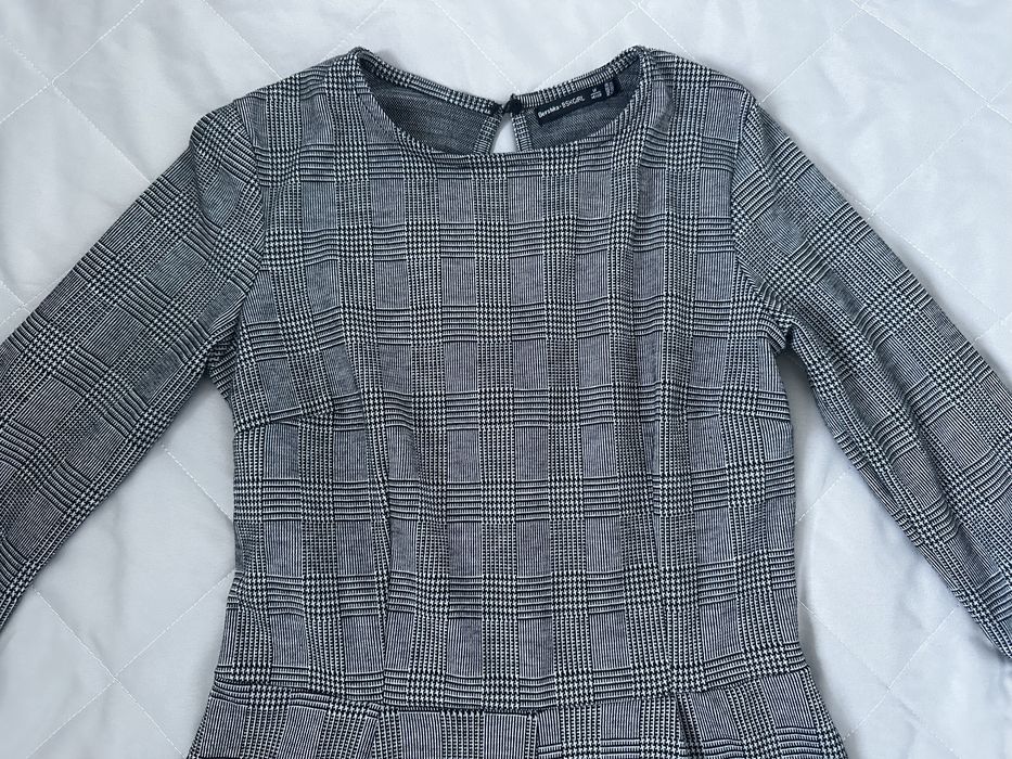 Kombinezon krótki Bershka rozmiar M szara kratka