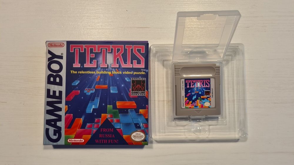 Oryginalna konsola Nintendo Game Boy (1993) – ładny stan + gratis!