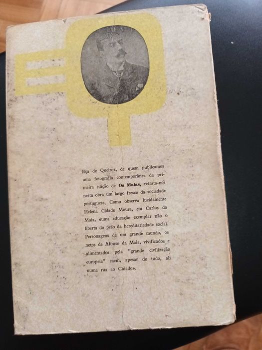 Livro usado "Os Maias"