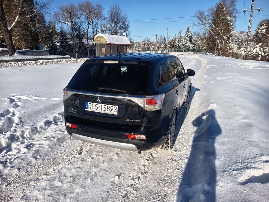 Mitsubishi Outlander III