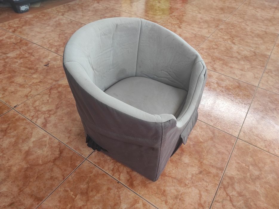 Cama transportadora de cão para carro