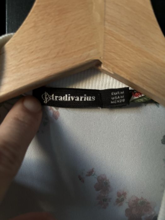 Kurtka bomberka Stradivarius