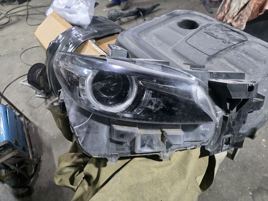 Фара передняя правая Mazda CX9 Led AFS USA