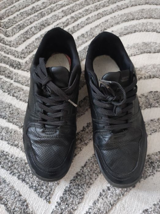 Czarne sneakersy męskie Sprandi r 40