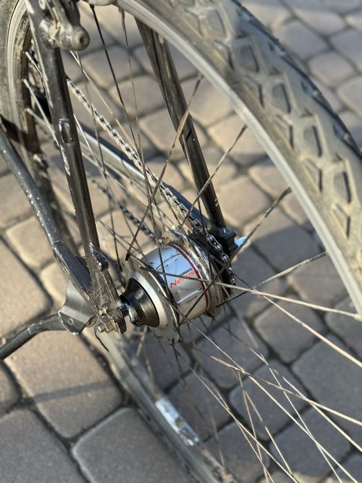 Міський велосипед Felt X-City 2 з планетарною втулкою Shimano Nexus 8