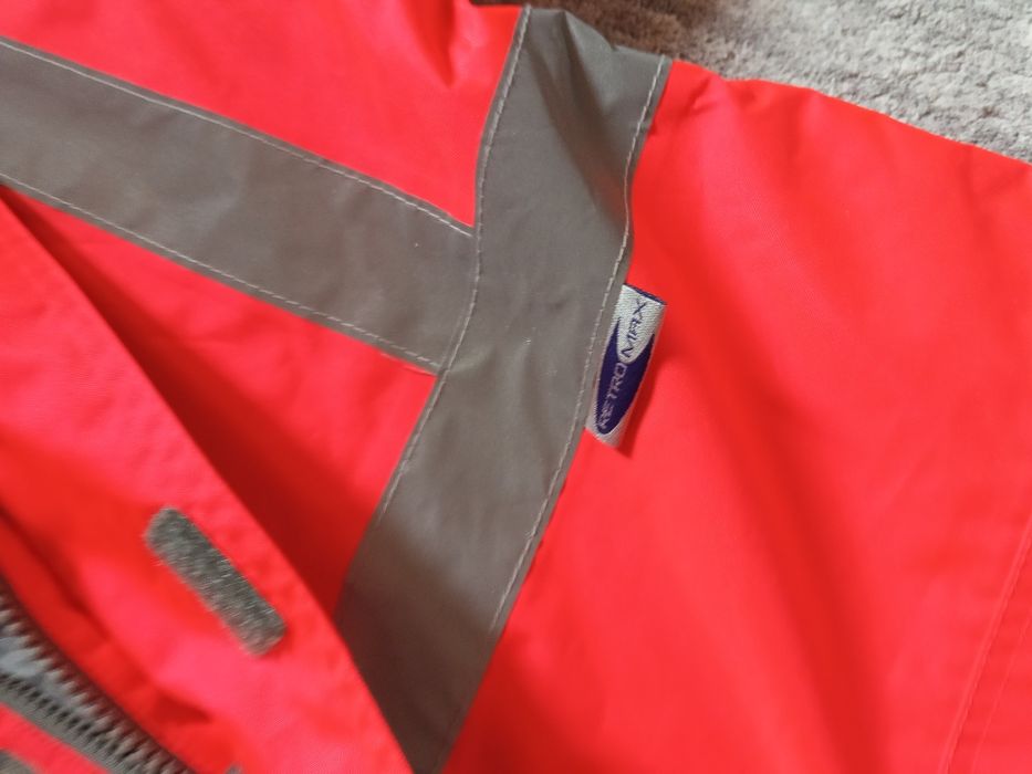 Nowa kurtka rozmiar M