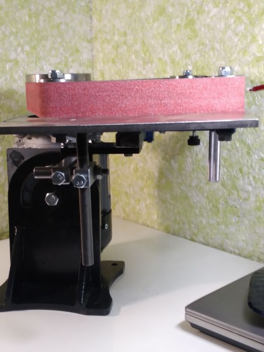 Гріндер стрічковий