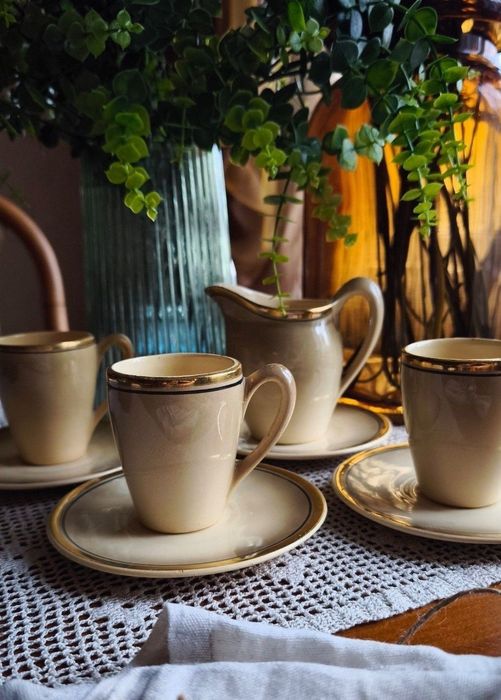 Рюмки чарки цветное стекло хрусталь маслёнка сахарница кобальт винтаж