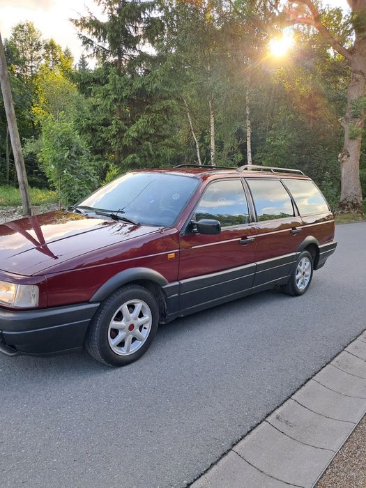 Sprzedam Pasata b3 1.6td gt