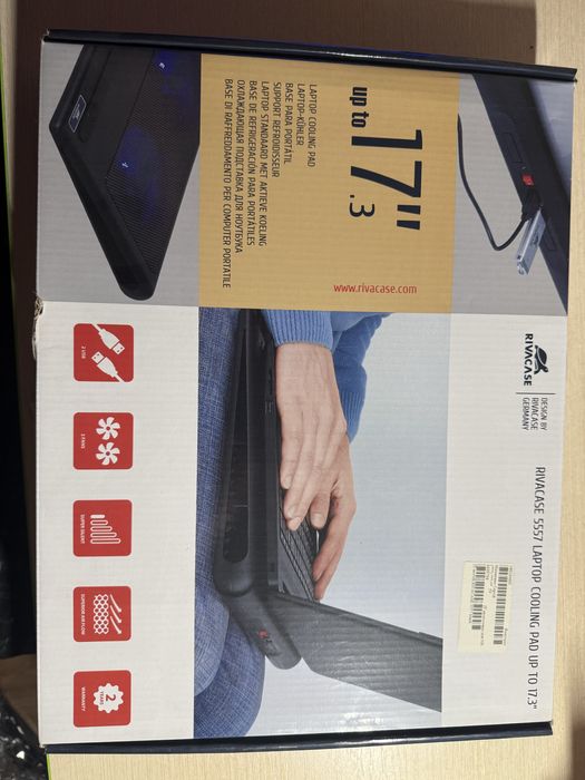 Підставка під ноутбук з охолодженням Rivacase 5557