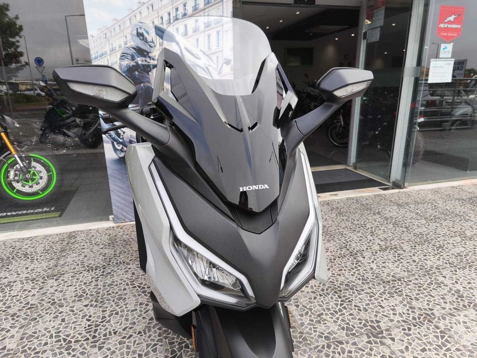 Honda Forza 125 15cv