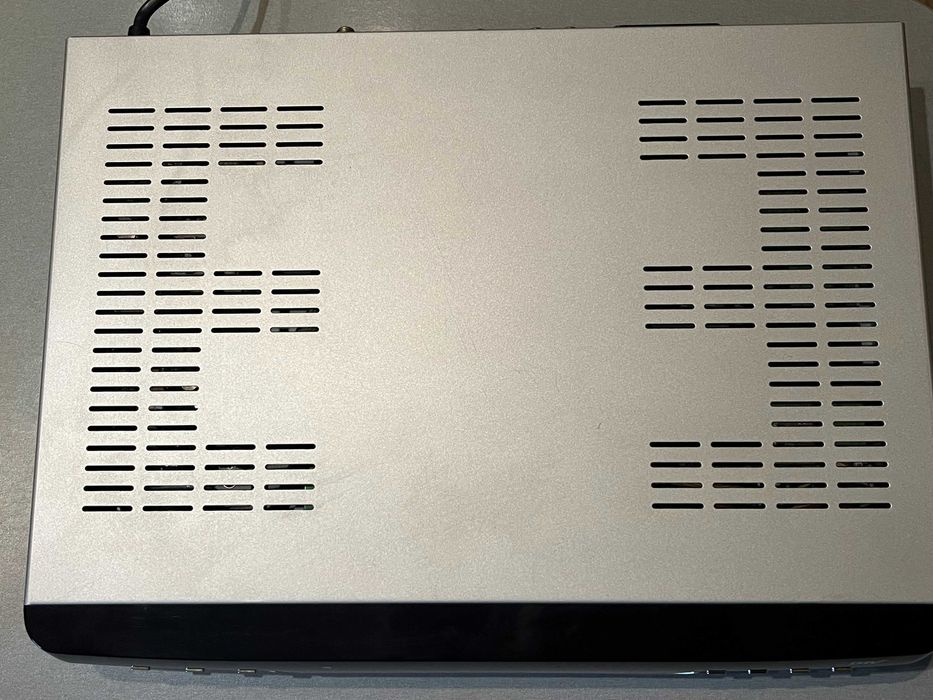 Dekoder SAT satelitarny Ferguson HF-8900 HD pilot