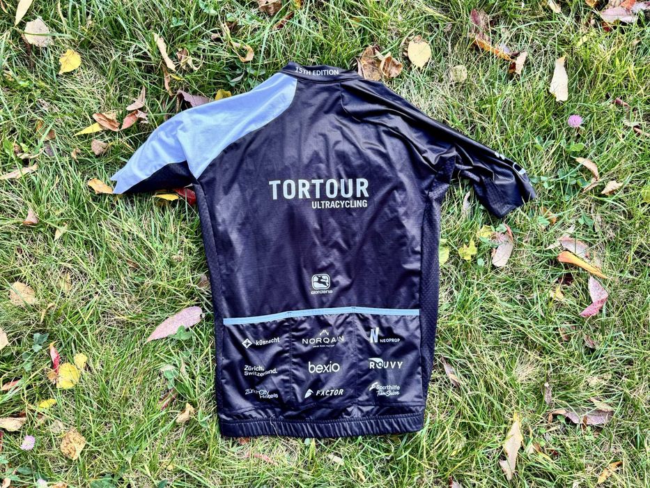 Велоформа, велофутболка, джерсі Giordana