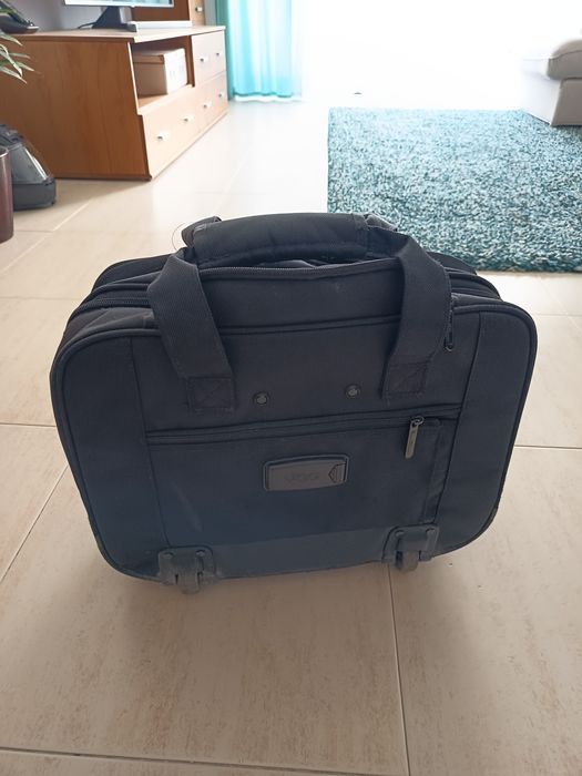 Mala Trolley para trabalho