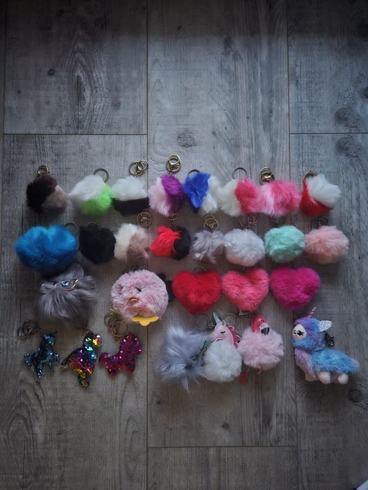 Breloczki pompony