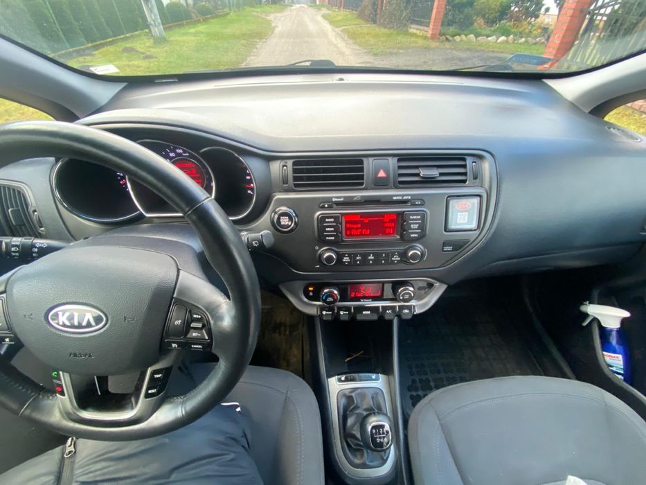 KiaRio 1.4CRDi-90km-AluParktronicOpony zima/lato