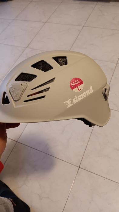 Pés de Gato EB Guardian 3.0 + Arnês Black Diamond + Capacete
