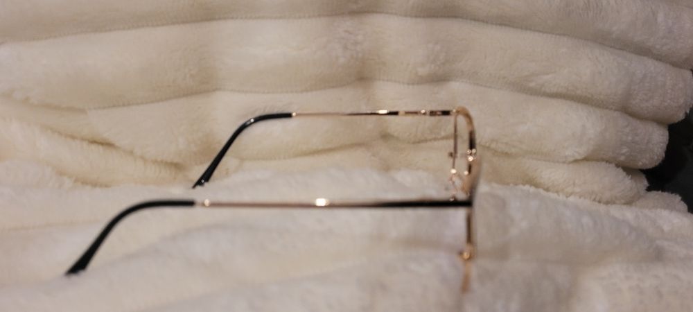 Okulary czarno-złote nowe