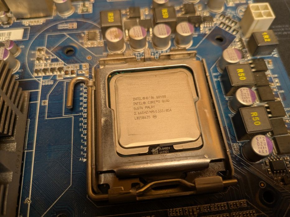 Комплект lga775/core 2 quad/6gb