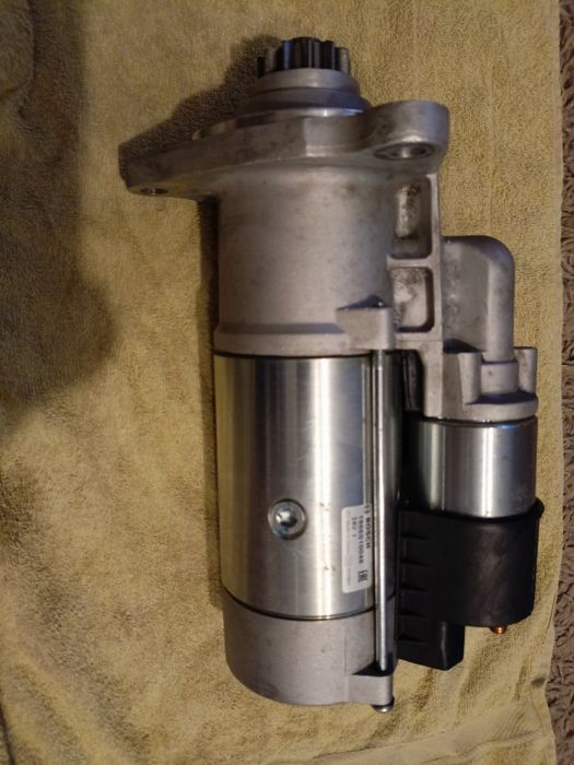 Rozrusznik Bosch 24V 1986S10045