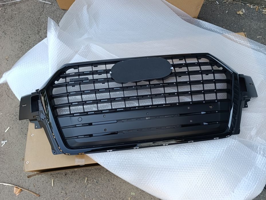 Решетка радиатора Audi Q5 Q7 Q8 Ауди рест дорест