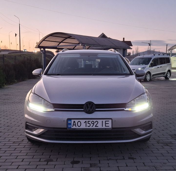 Продам Гольф 7 1.6 диз.Автомат.20р.