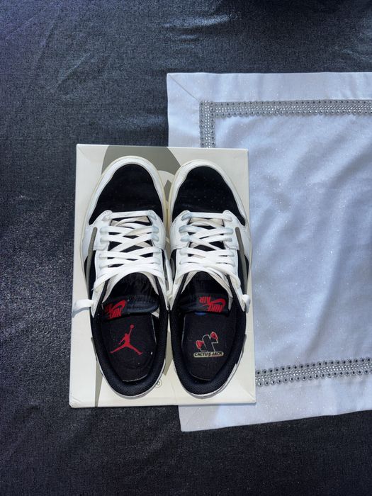 Air Jordan 1 Retro Low OG Travis Scott Olive