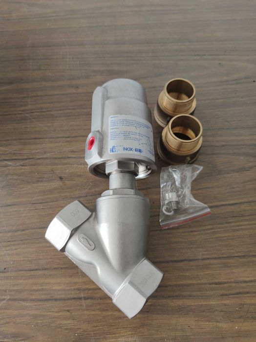 Vendo Válvula de assento inclinado Nova