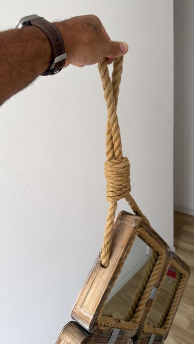 Espelho artesanal em corda e madeira