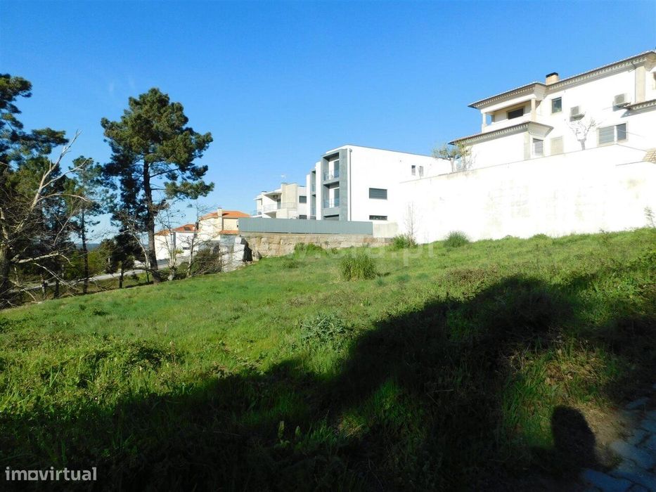 Lote Urbano para construção Seia