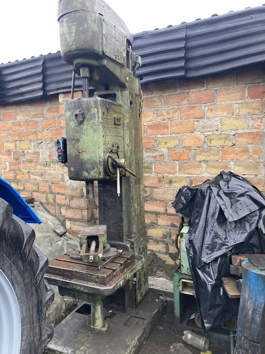 Продам сверлильний станок