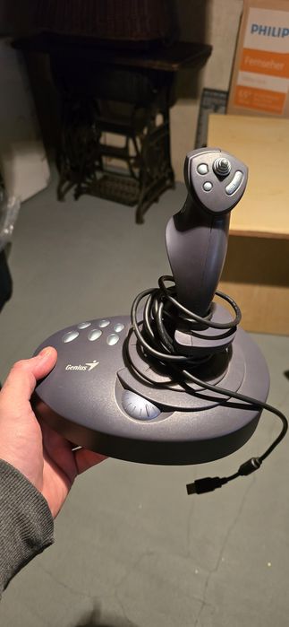 Joystick GENIUS Maxfighter F31u USB Czerwionka-Leszczyny • OLX.pl