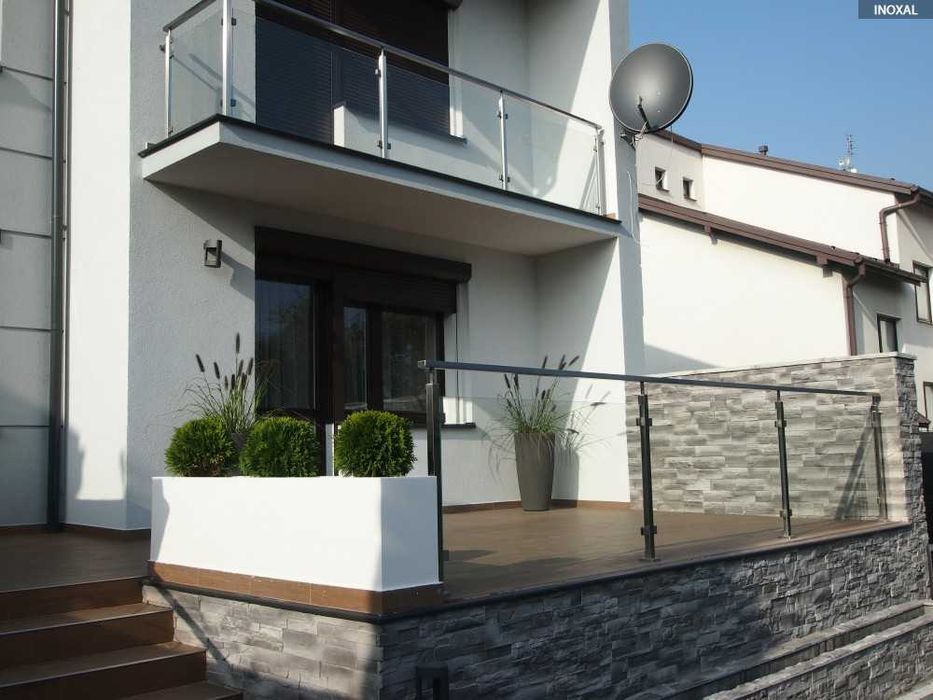 schody metalowe modułowe zewnętrzne balustrady meble podjazdy