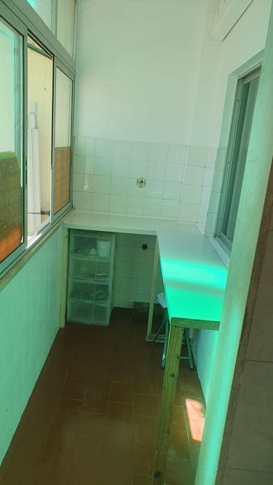 Quarto casal,dupla  ou individual tudo incluído sem caução sintra