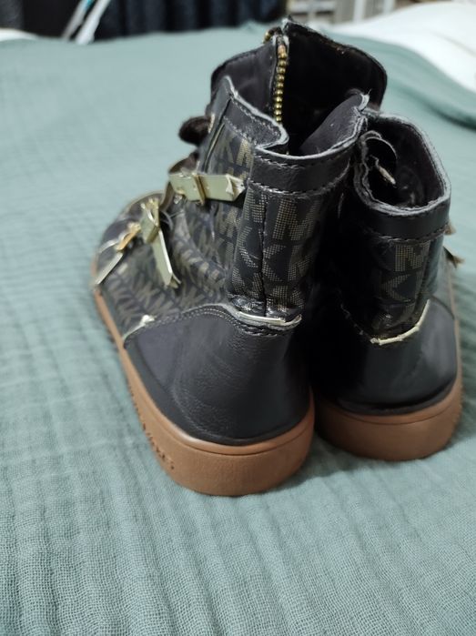Michael Kors Hit!!