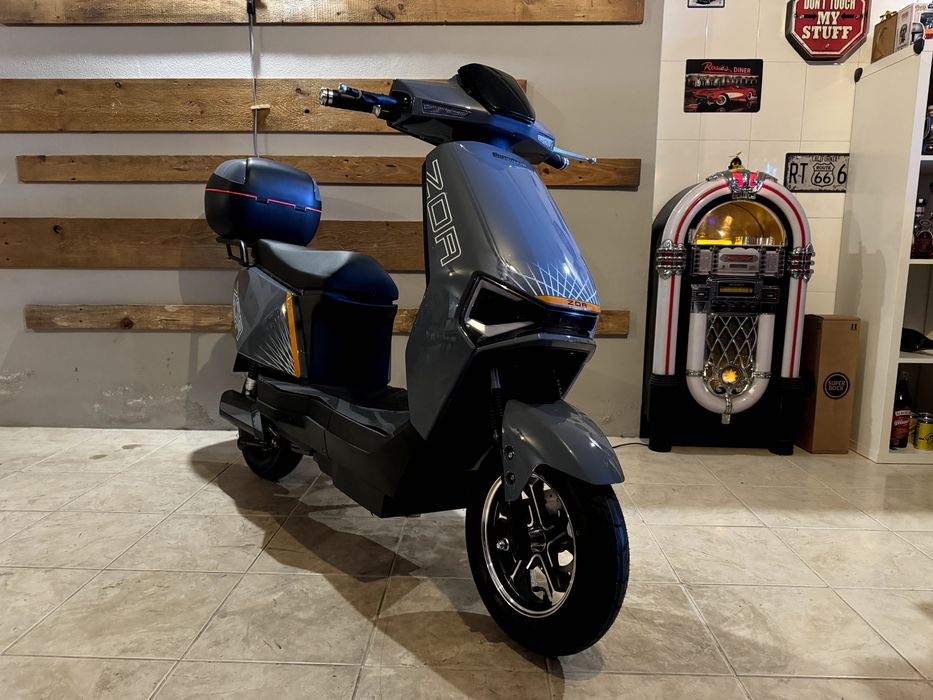 Scooter elétrica sem carta Seventeen Zoa 72v