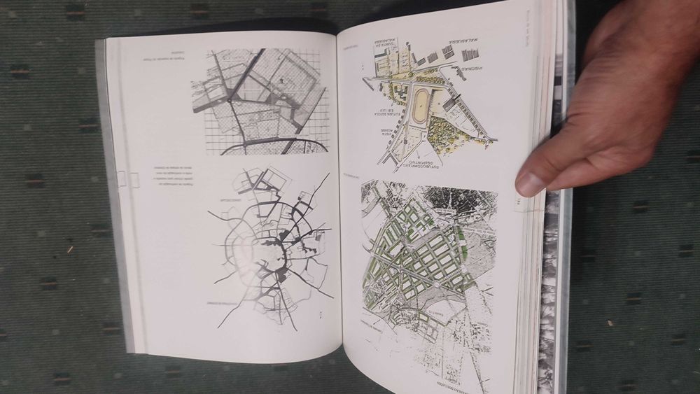 Risco de um Século Memórias da Evolução Urbana em Évora