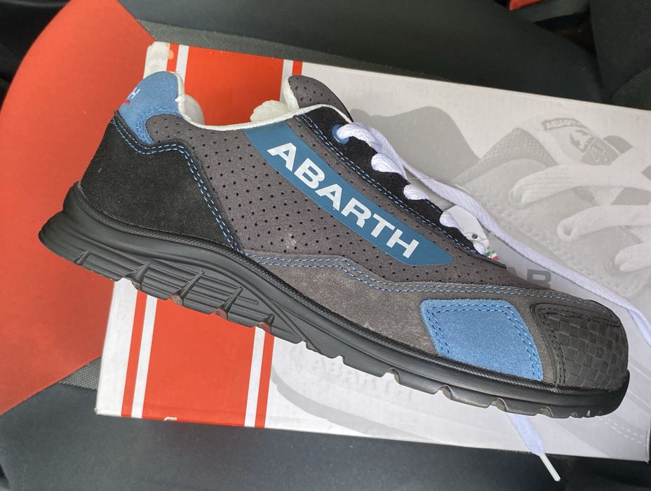 Vendo sapatilha de viqueira de aço novas n 41 ABARTH