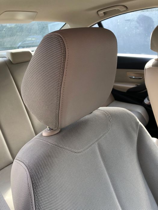 Interior BMW em ótimo estados