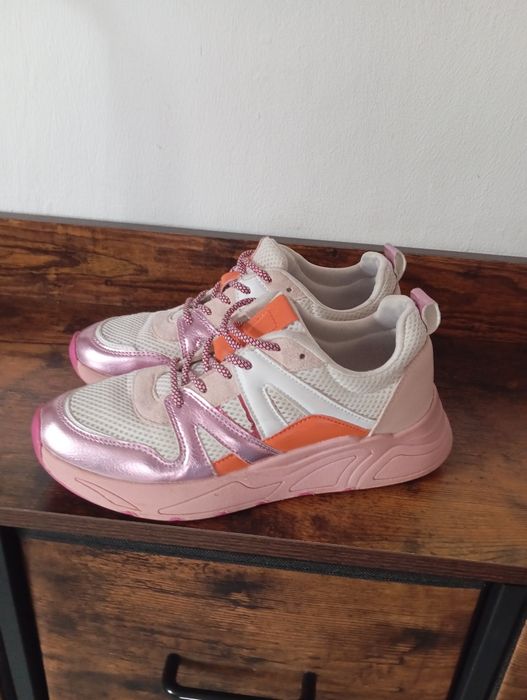 Buty damskie sneakersy marki POSH by Poelma r. 38