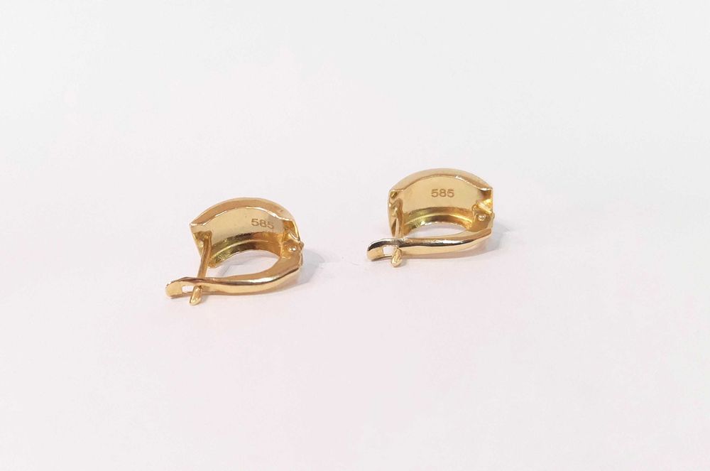 Złote kolczyki p.585/1,85g  matowa blaszka