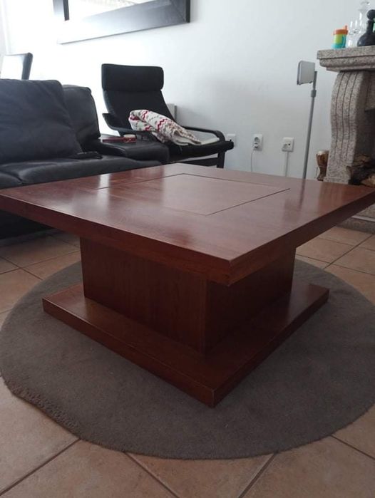 Mesa centro madeira maciça pesada