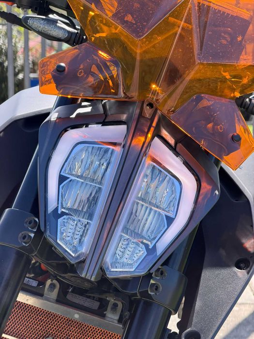 Mota KTM Duke 125 de 2023