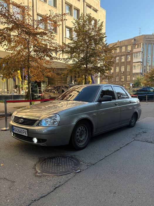 Продам машину пишите звоните тогр есть.