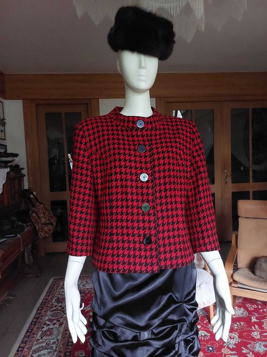 elegancki wełniany zimowy żakiet w czarno-czerwoną pepitkę retro wełna