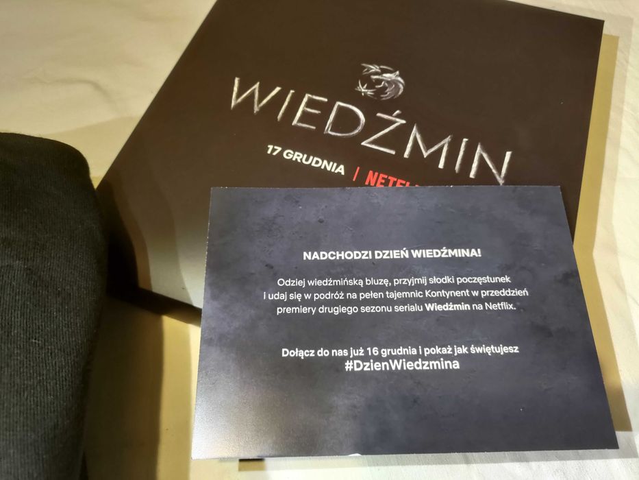 Kolekcjonerska Bluza WIEDŹMIN Netflix - Press Pack Sezon 2 - NOWA L