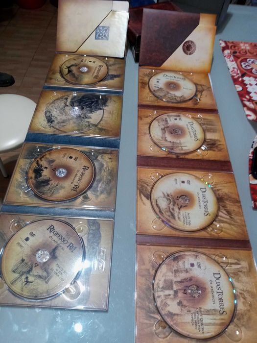 Colecçao de 14 DVDS com as embalagens tudo em bom estado