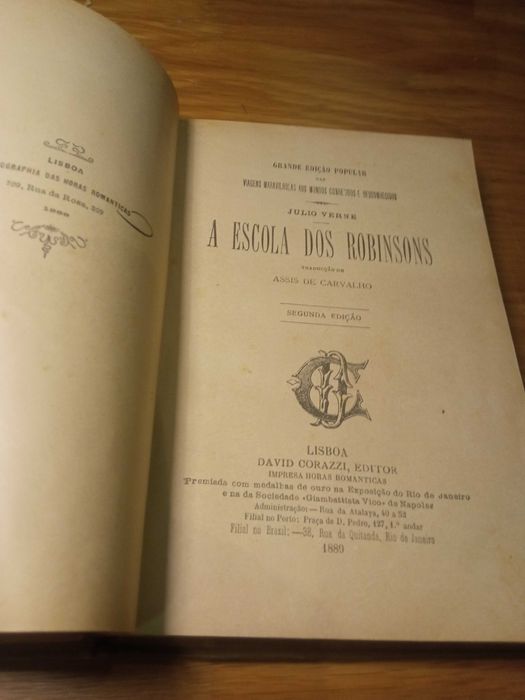 Julio Verne - A Escola dos Robinsons - ed Corazzi - raro
