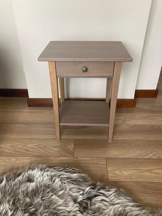 Stoliki nocne Ikea Hemnes