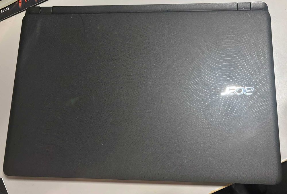 Acer Aspire i3-6006U | 8 GB RAM | SSD 128 GB + HDD 1 TB